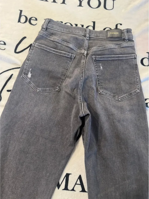 Express Black Cropped High-Waisted Wide-Leg Jeans, Size 10 - Image 4