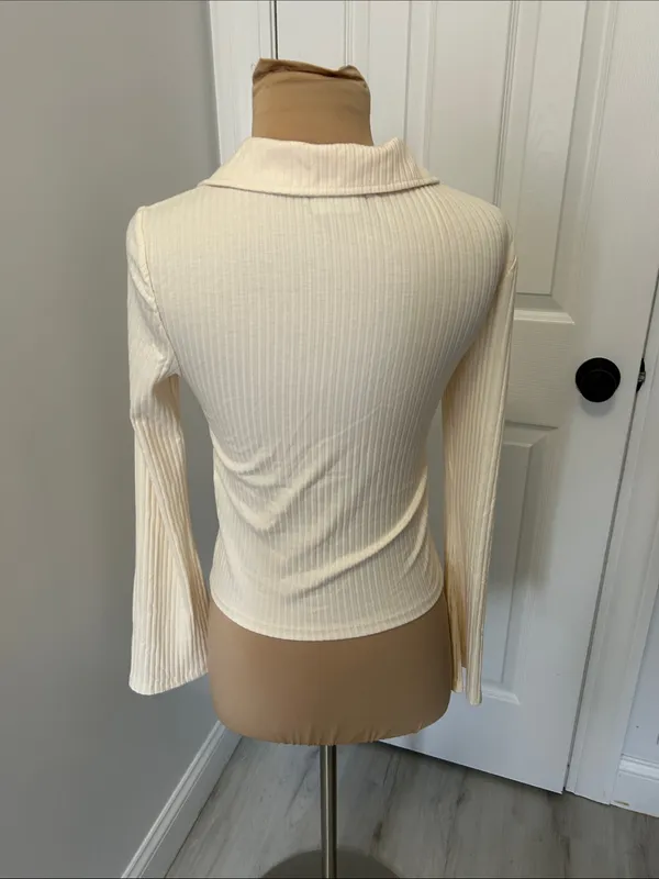 Noisy May Cream Ribbed Long Sleeve Polo Shirt - Image 4