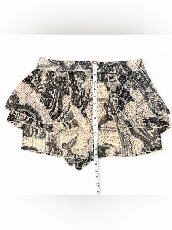 Roommates Y2K Beige & Black Floral & Paisley Print Skort Sz S - Image 3