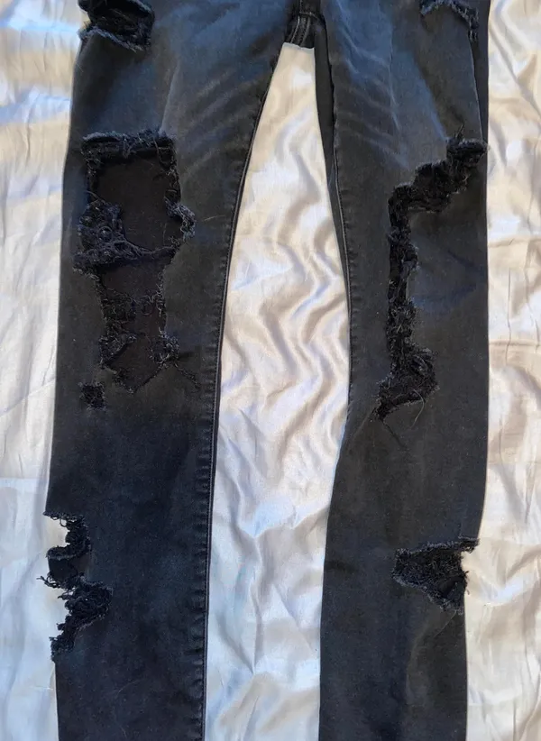 American Eagle Black Ripped Jeggings - Image 3