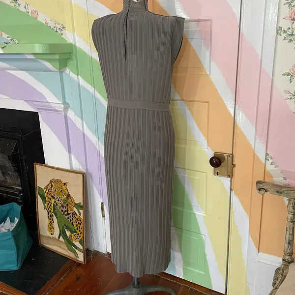 Club Monaco Fossil Green Micro Pleated Column Midi Dress Banded Waist Sz 00 💚🎀 - Image 9