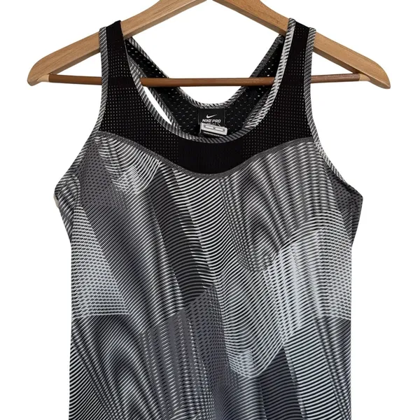 Nike Pro Dri-FIT Womens Racerback Tank Top Black Gray‎ Geometric Mesh Size M - Image 5