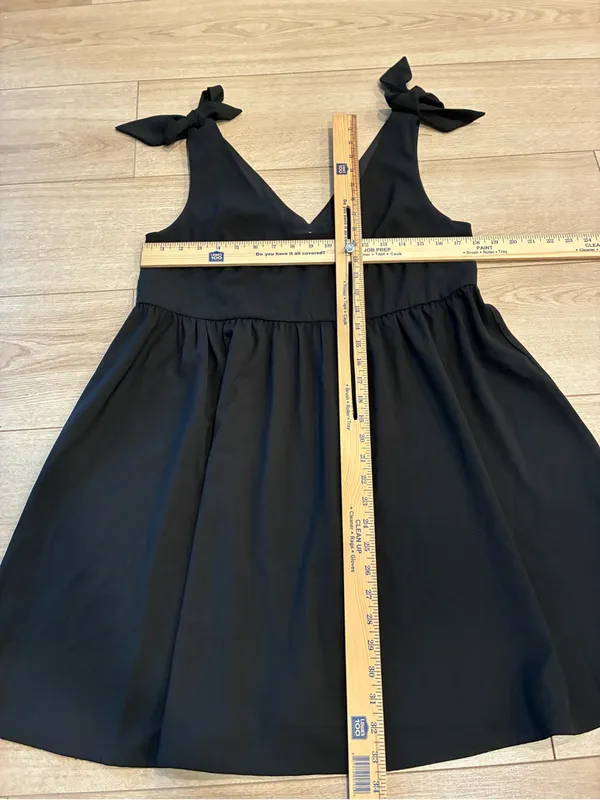 Pomander Place x Tuckernuck Black Sleeveless Tie Bow Mini Dress Size M - Image 5