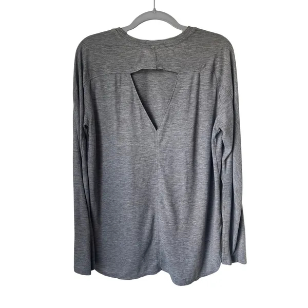Under Armour Gray Long Sleeved Tee - Medium - Image 2