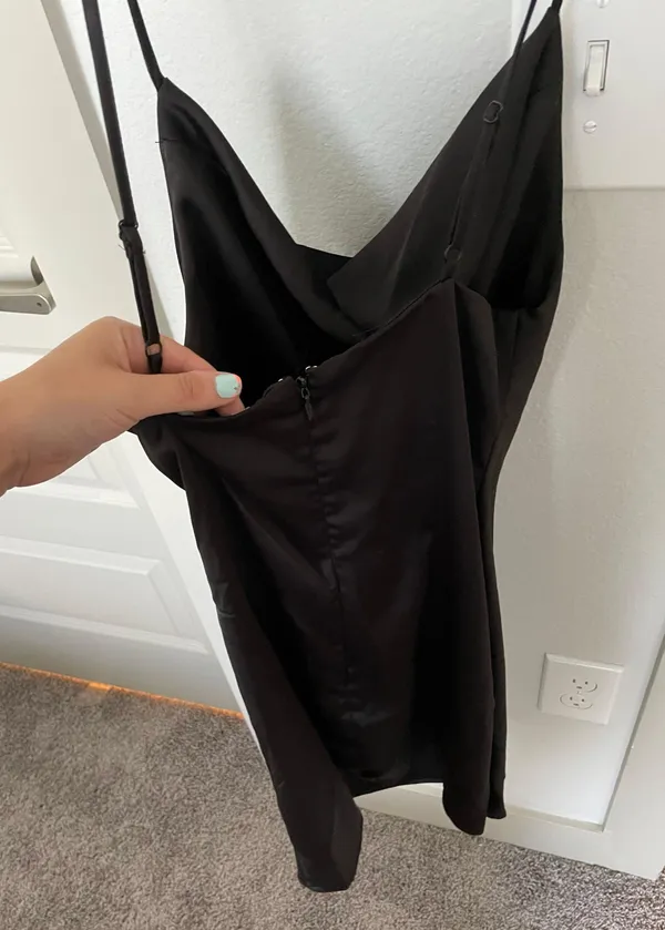 black statin dress - Image 2