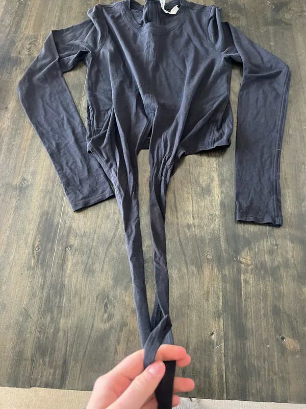 Tie Long Sleeve - Image 2