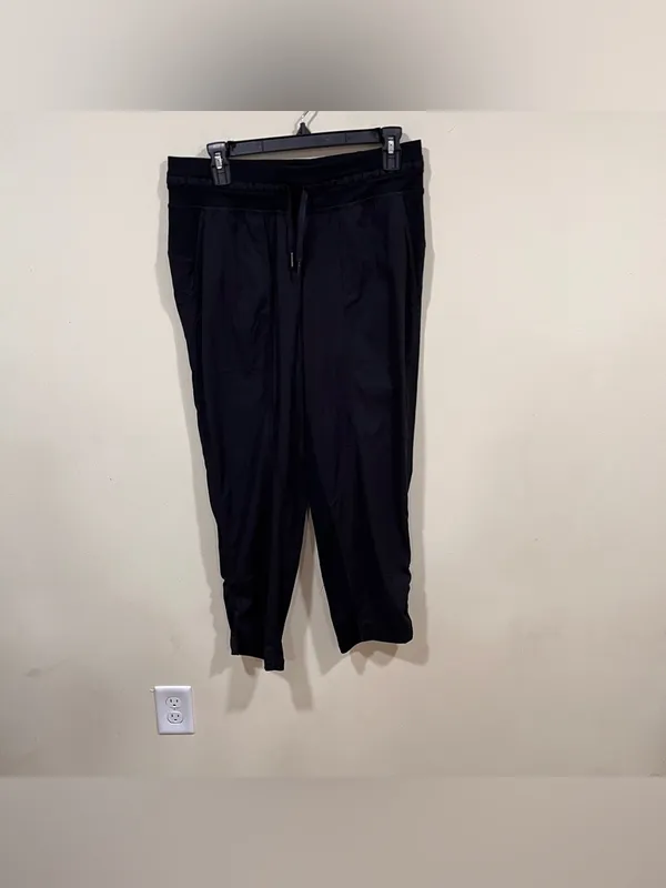 Lululemon Dance Studio Mid-Rise Cropped Pant Black Drawstring Crop Pants SZ 8 - Image 4
