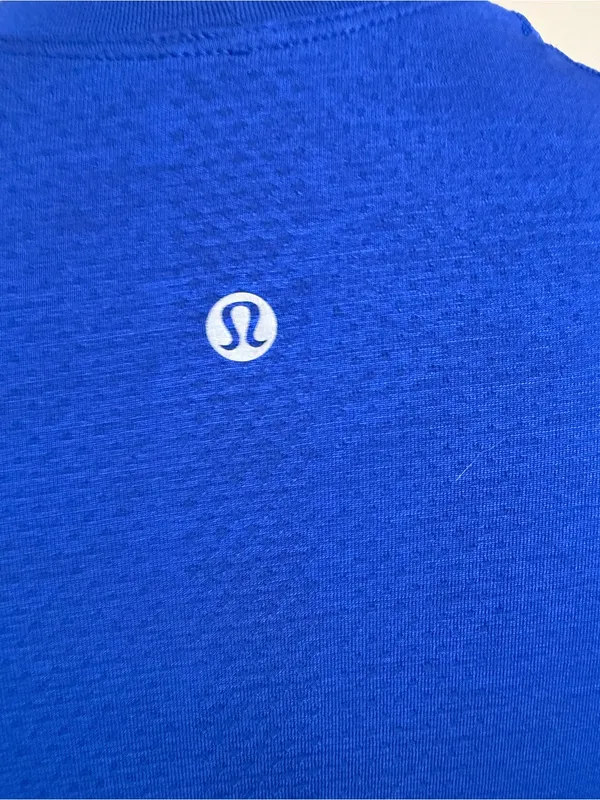 NWT Lululemon Swiftly Tech Short-Sleeve Shirt 2.0 Waist Length size 8 - Image 7