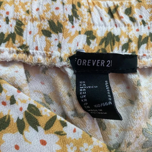 Forever 21 yellow daisy print flounce skort - Image 3
