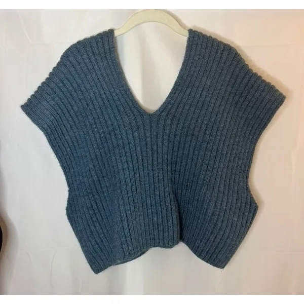 Pilcro x Anthropologie Boxy Ribbed Sweater Vest Size S in Blue - Image 4