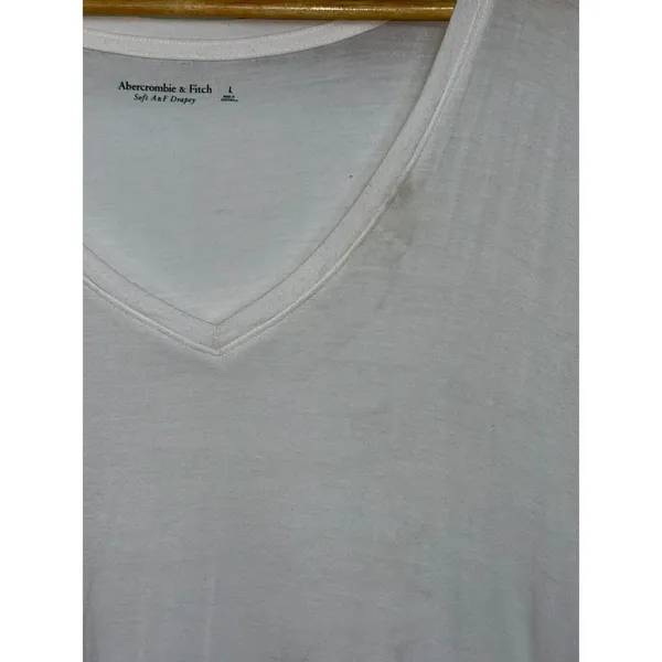 Abercrombie & Fitch Soft AF Drapey White Knit V-Neck Short Sleeve T-Shirt Size L - Image 5