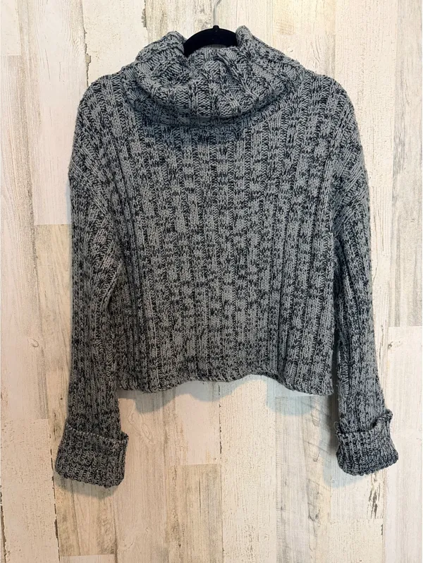 Urban Outfitters Women’s M/M Gray Chunky Knit Cropped Cowl Neck Sweater - Image 2