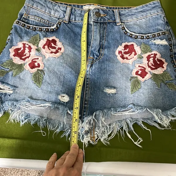 Free People Denim Mini Skirt, Embroidered Size 26 - Image 4