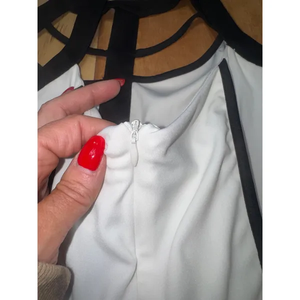 Drimmaks Black‎ and White Strappy Halter Fit Flare Dress Size S - Image 6