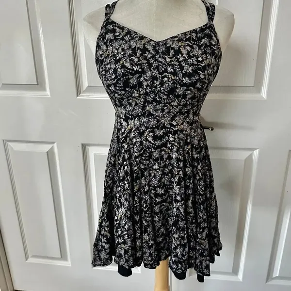 Kimchi Blue Scarlett Fit + Flare Black Floral Dress - Image 2