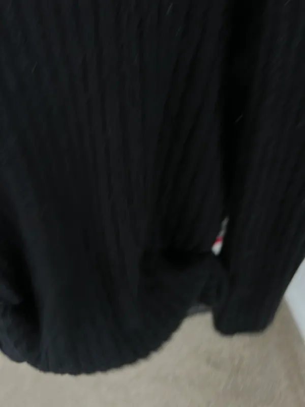 Old Navy Sweater - Image 3