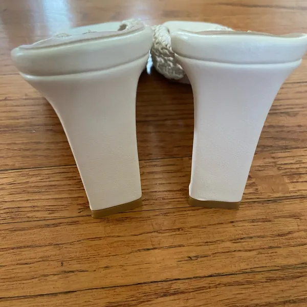 Billini White Olsen Heeled Sandals Size 9 - Image 2
