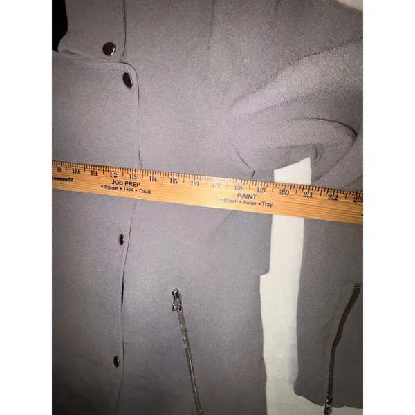 Wilfred Aritzia‎ Gray Mayet crepe moto Jacket Asymmetrical Snap Zipper Cuff - Image 5