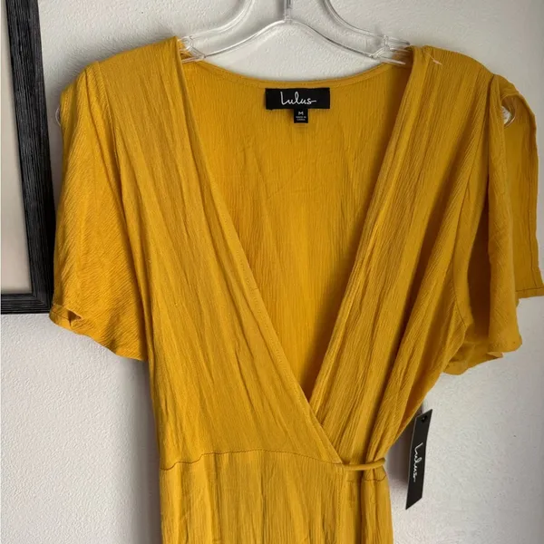 Lulu's Yellow Short Sleeve V-neck Front Slit Maxi Dress - Image 4