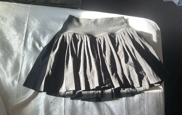 Alo Skirt - Image 2