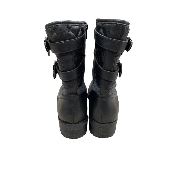 Guess Women's Black Combat Boots Size 9.5M in great shape. SKU 973 - Image 3
