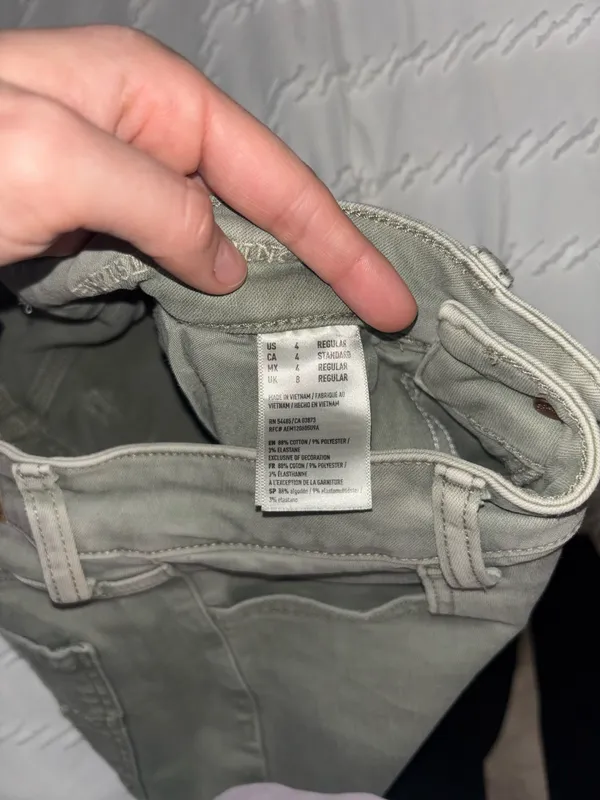 American Eagle Jeans - Image 6
