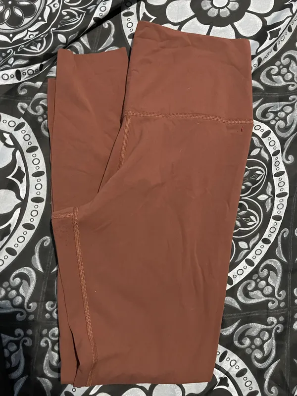 Nike Yoga Dri-Fit Luxe Women’s High-Waisted 7/8 Infinalon Leggings - Image 4