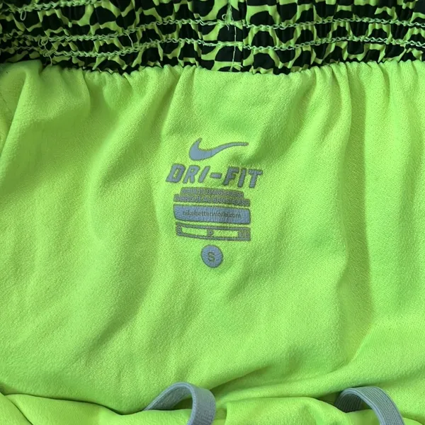 Nike Dri Fit Shorts - Image 4