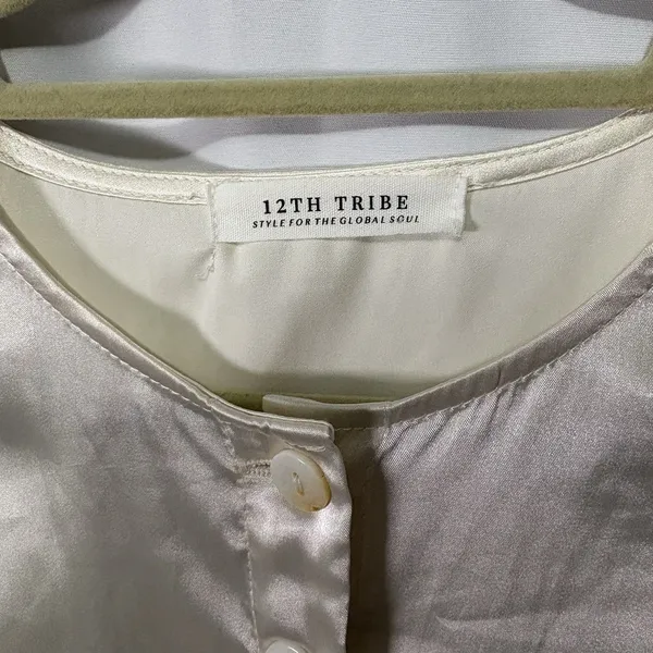 12th Tribe Women’s Top Blouse Satin Bell Sleeve Button Front Ivory Cream Large - Image 4
