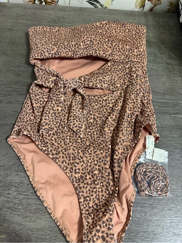 Aerie Ribbed Leopard Wrap Bandeau One Piece Swimsuit - Image 3