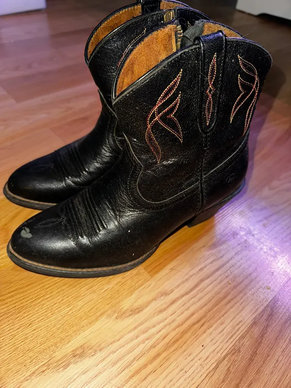 Ariat darlin cowboy booties - Image 2