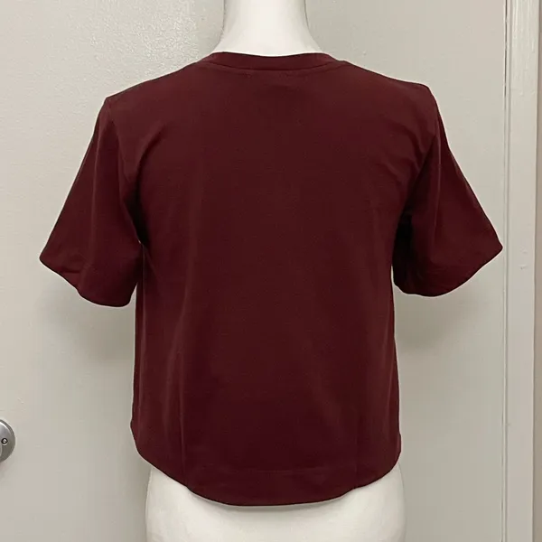 Wilfred Aritzia Women's Burgundy Cropped Top size Small - Image 3