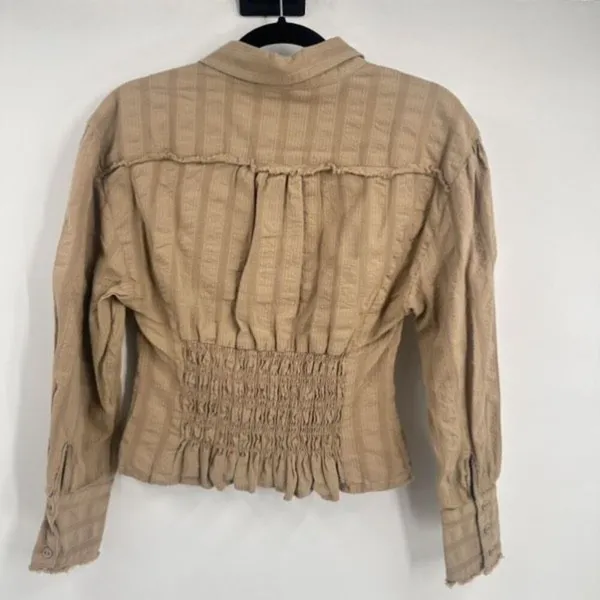Free People Tammy Button down Tan Size XS‎ Crinkle Smocked Top Collared - Image 4