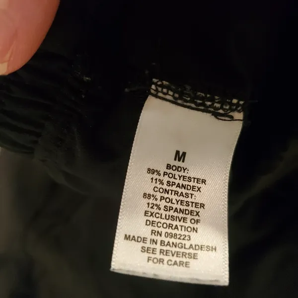 WOMEN’S Freely Skort Size Medium (48) Black - Image 4