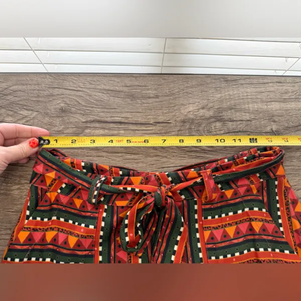 FARM Rio for Anthropologie Gemma Tribal Print Shorts size‎ small - Image 5