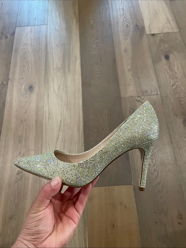 New! ADRIANNA PAPELL Platino Gold Pumps Size 8 Pointed Toe Heels Gold Sparkle - Image 13