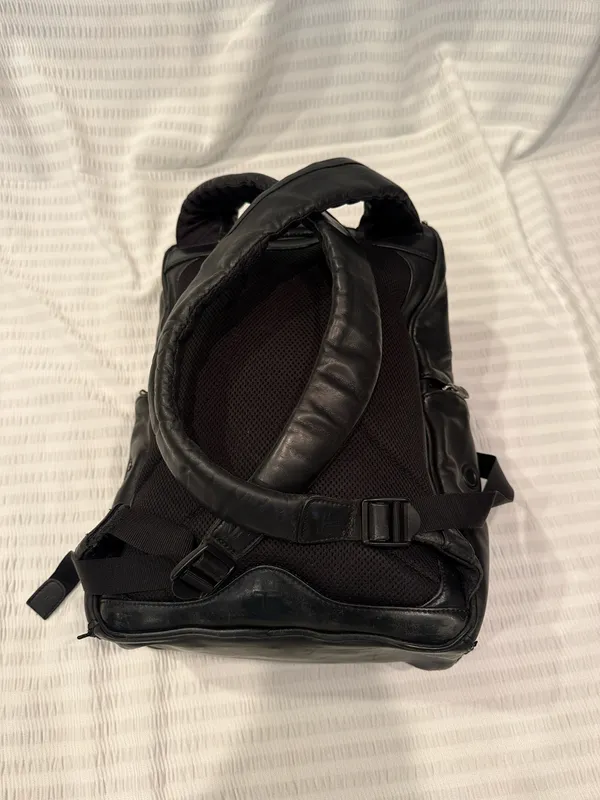 Tumi leather backpack Black - Image 3