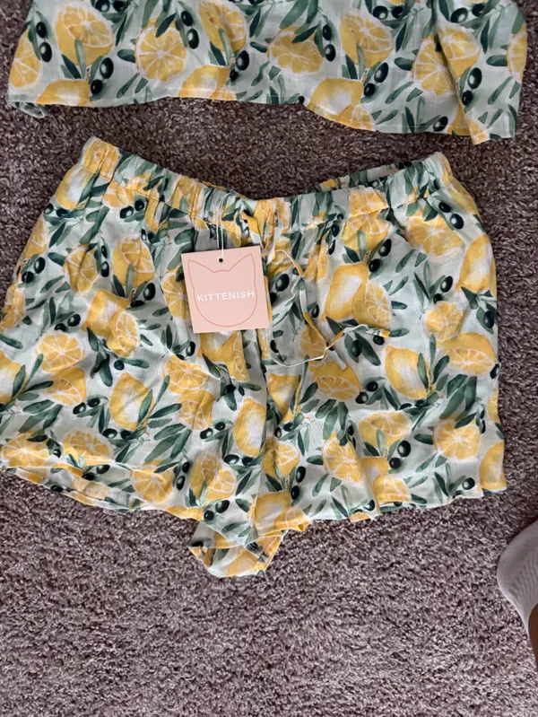 Kittenish Yellow and Green Lemon Print Set - Image 3