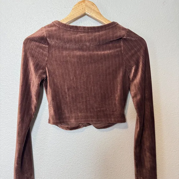 PAC Cares Brown Ribbed Velvet‎ Ruched Button Up Cropped Top Small - Image 2