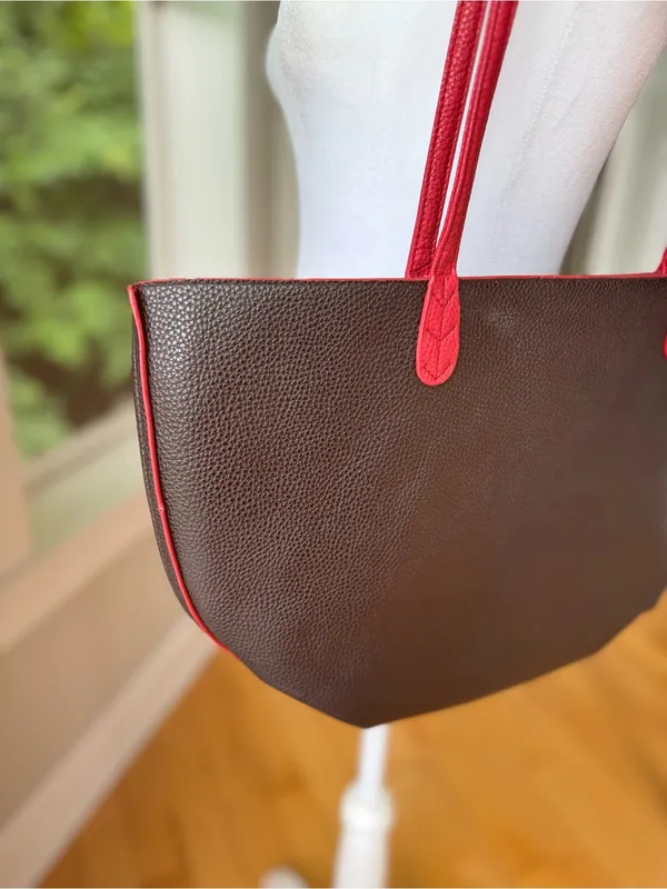 Source Unknown Black Red Pebbled Vegan Leather Large Tote Bag - Image 2