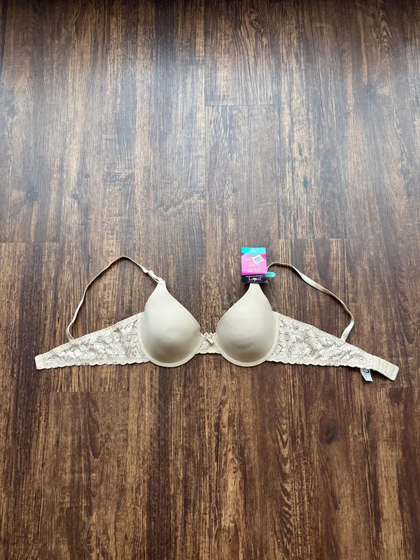 NWT Maidenform 36C Lightly Lined T-Shirt Beige Bra With Lace Detail- Size 36C - Image 2