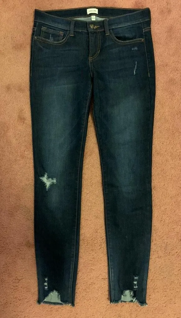 Sneak Peak Jeans - Image 2