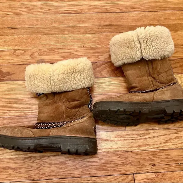 UGG Brown Suede Boots with Knit Accents - Image 11