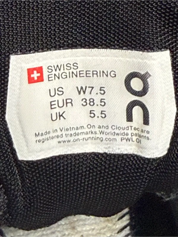 On Running Cloud X Women's White/Black Running Shoes Size 7.5 - Image 3