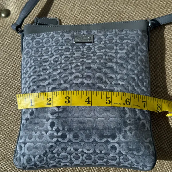 Coach Madison Op Art Swingpack Crossbody Gray Signature 52284E - Image 4