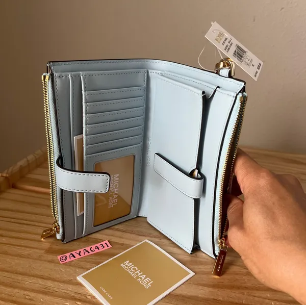 Michael Kors Wallet - Image 5