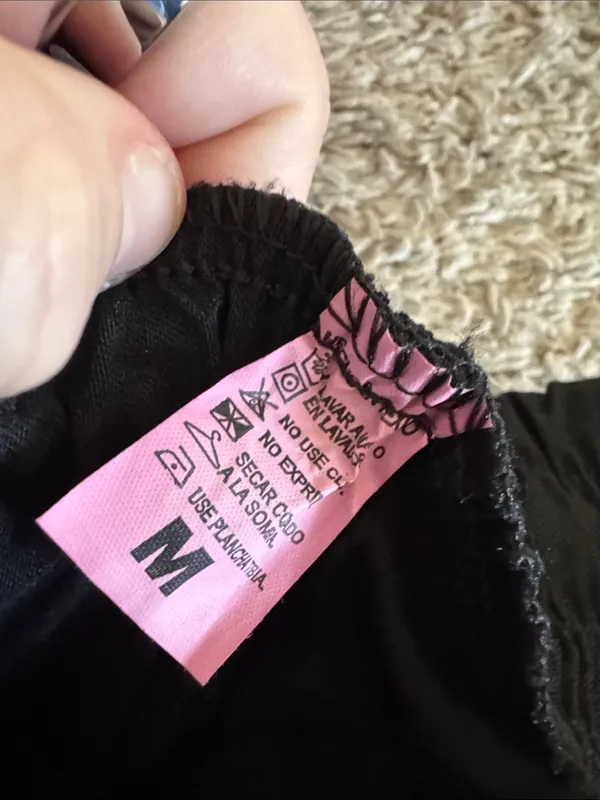 Women's Black Cargo Joggers with Drawstring Waist / C13 Size M - Image 4