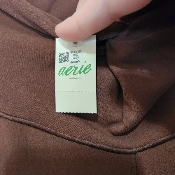 OFFLINE By Aerie High Rise Real Me XTRA Twist Leggings Canyon Sun Size Medium - Image 5