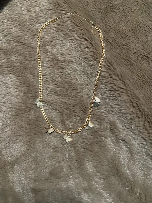 Icing Claire's Gold Butterfly Charm Chain Necklace - Image 4