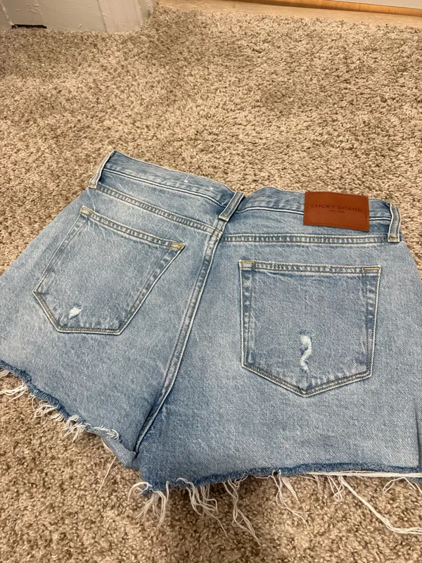Lucky Brand pleated jean shorts - Image 5